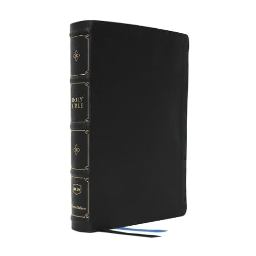 Cover of NKJV, Large Print Thinline Reference Bible, Blue Letter, Maclaren Series, Leathersoft, Black, Comfort Print: Holy Bible, New King James Version