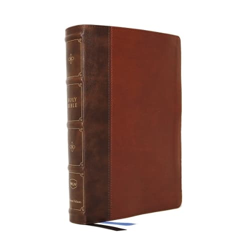 Cover of NKJV, Large Print Thinline Reference Bible, Blue Letter, Maclaren Series, Leathersoft, Brown, Comfort Print